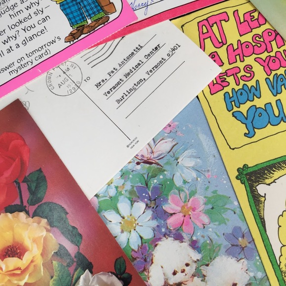 Vintage greeting Cards LOT ephemera Used 1970's GREAT Graphics Scrapbooking - Picture 2 of 3